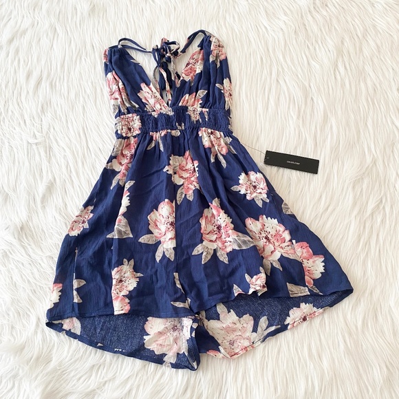 Lulus Pants - NWT Lulus Blue Floral Romper